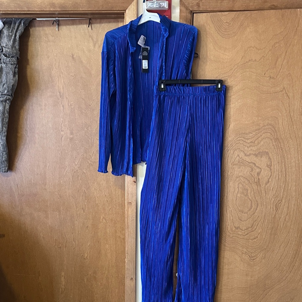 Fashion Nova Vibrant Blue Pleated Pants & Top Set